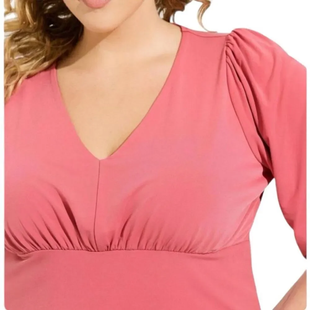 Torrid Berry Pink Studio Knit V-Neck Quarter Sleeve Shirred Top NWT - Picture 3 of 15